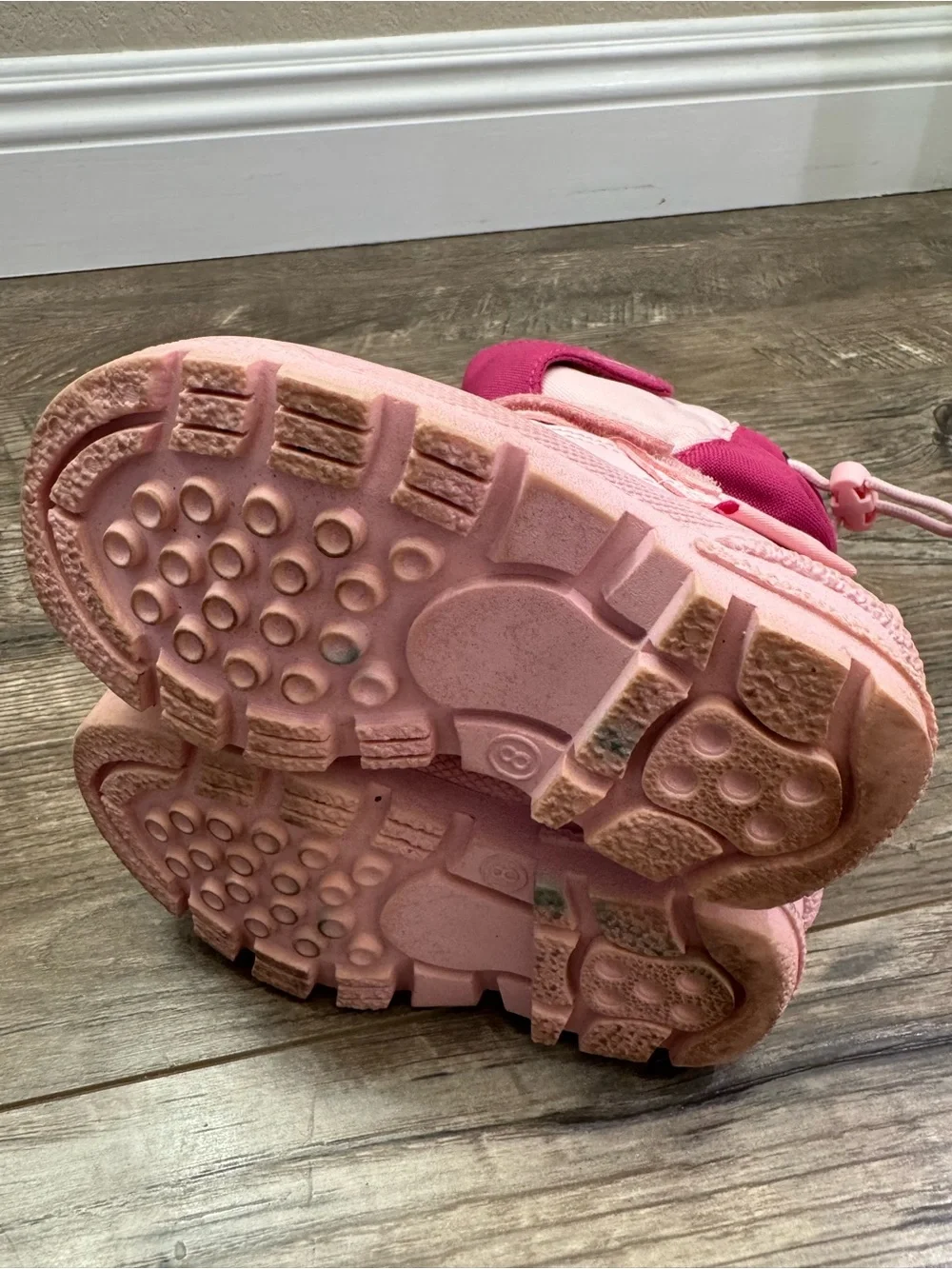Tundra Quebec Girls Snow Boots Size 8 Pink Insulated Winter Waterproof